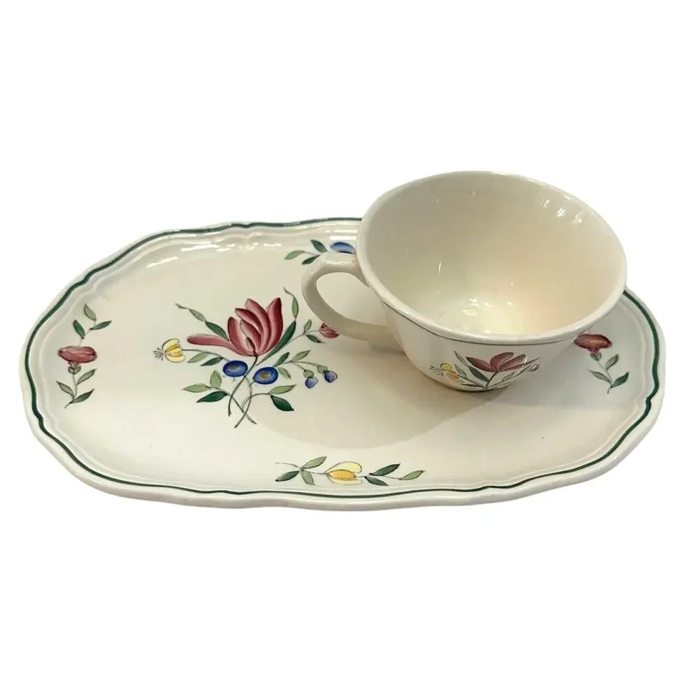 Longchamp France Tulip Peint Main Vintage Sandwich Trays and Cups-Set of 2 - Picture 2 of 9
